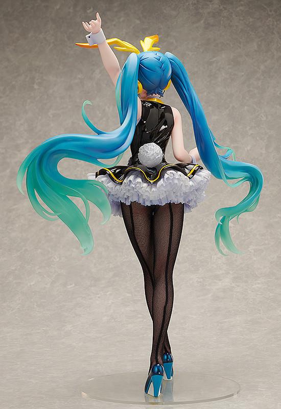 Vocaloid: Hatsune Miku My Dear Bunny 1/4 Scale Figure