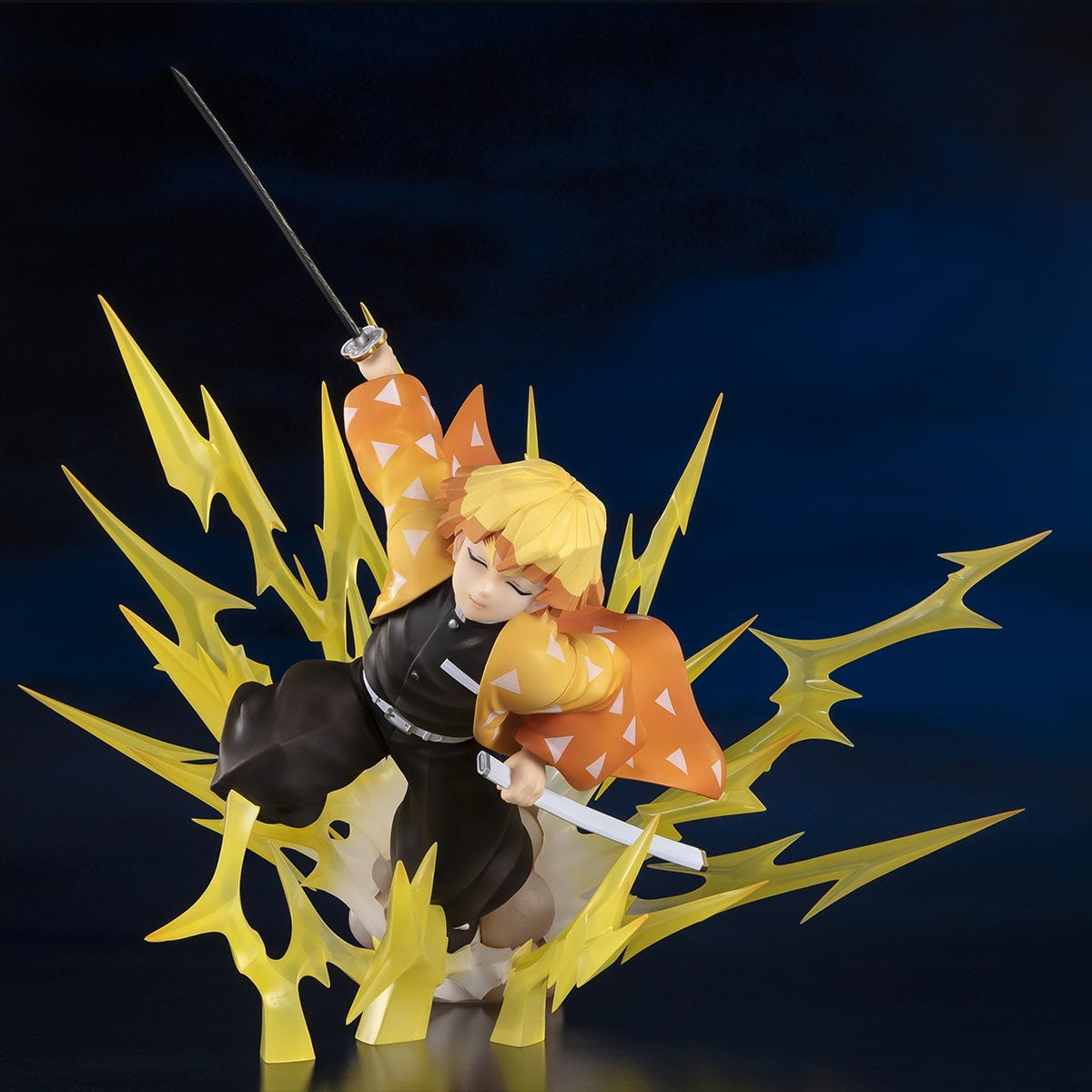 Demon Slayer: Zenitsu Thunder Breathing Figuarts Zero