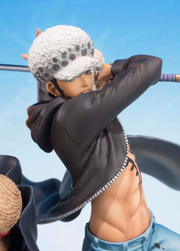 One Piece: Monkey D Luffy and Trafalgar Law Figuarts Zero 5th Anniversary Figure