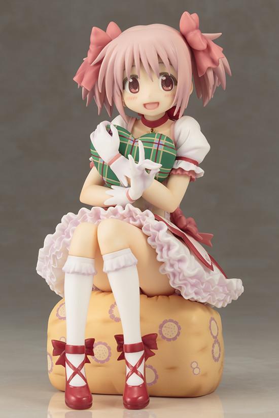 Madoka Magica: Kaname Madoka Ani-Statue 1/8 Scale Figure