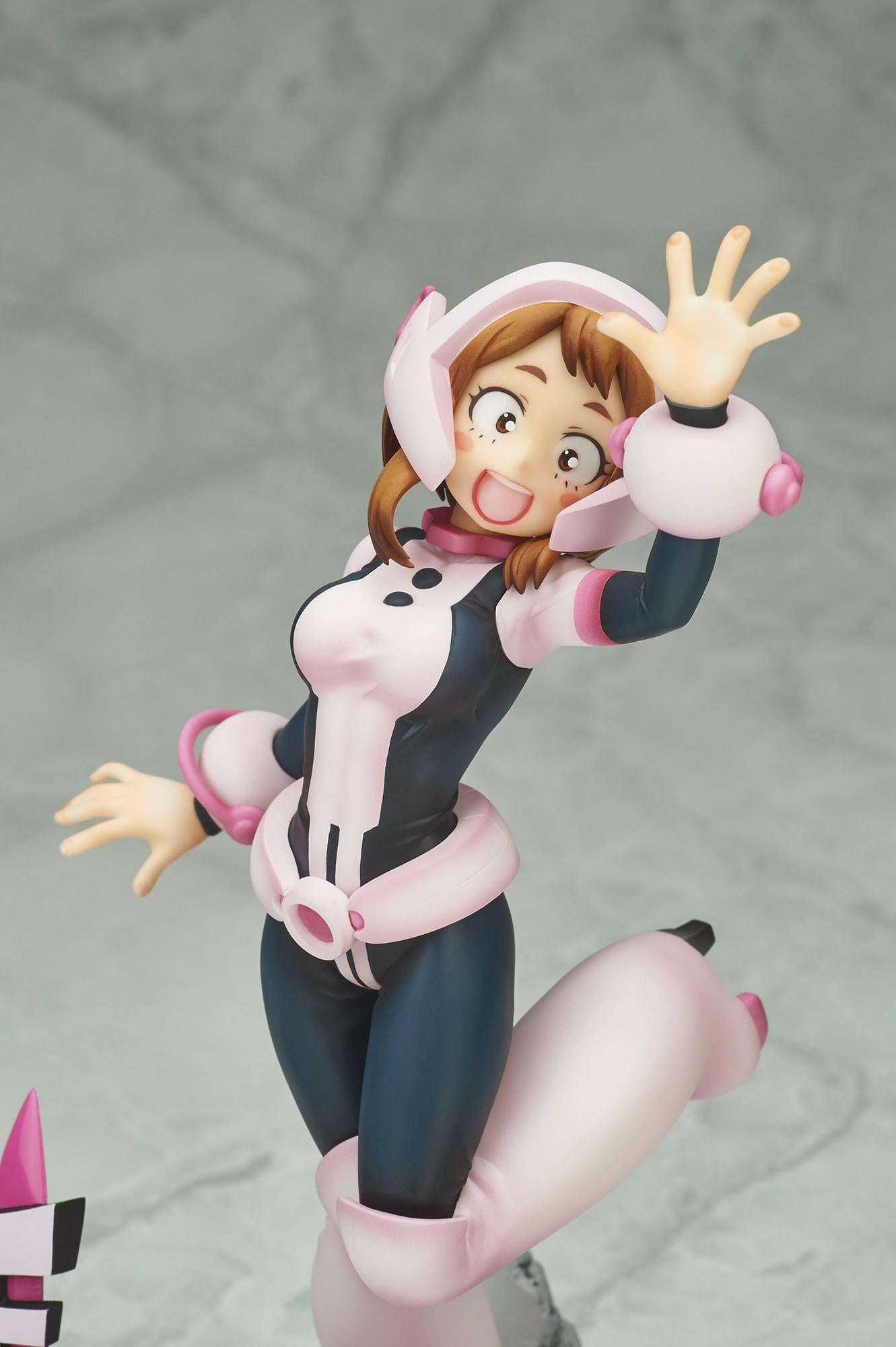 My Hero Academia: Uraraka Ochaco Float 1/8 Scale Figure