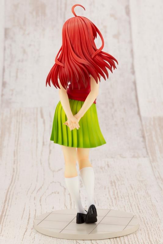 Quintessential Quintuplets: Itsuki 1/8 Scale Figurine