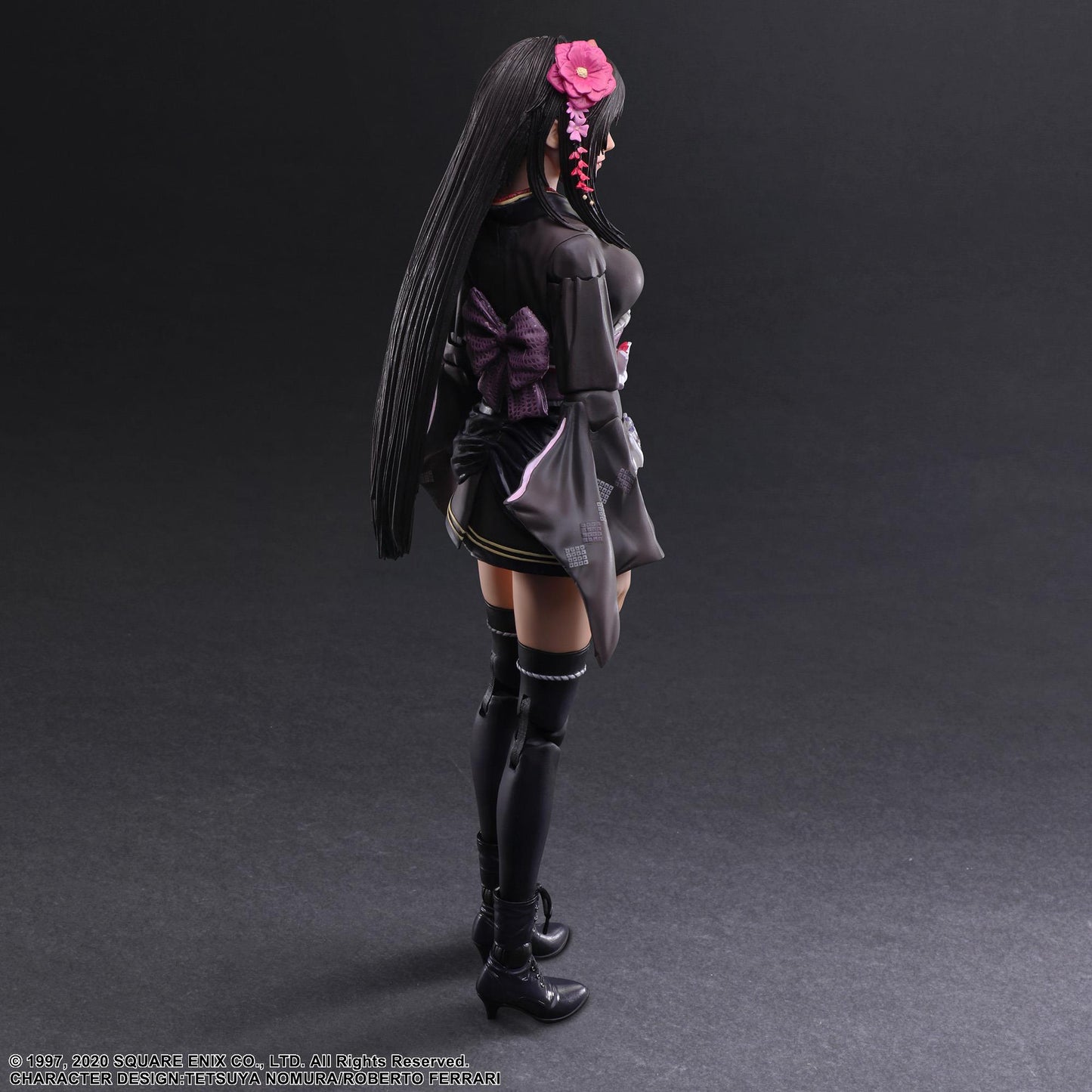 Final Fantasy VII: Tifa Lockhart -Exotic Dress Ver.- Play Arts Kai