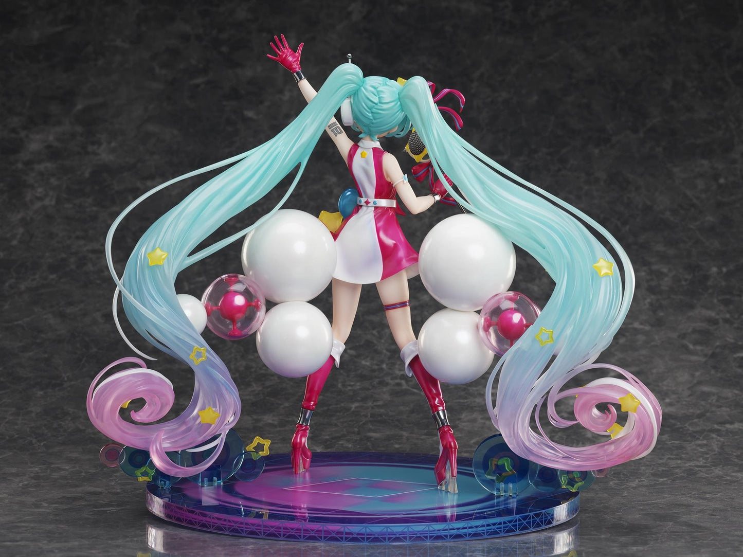 Vocaloid: Hatsune Miku Magical Mirai 10th Anniversary 1/7 Scale Figurine