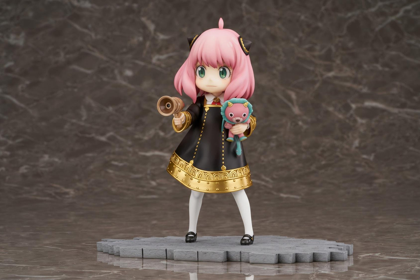 Spy x Family: Anya Forger 1/7 Scale Figurine