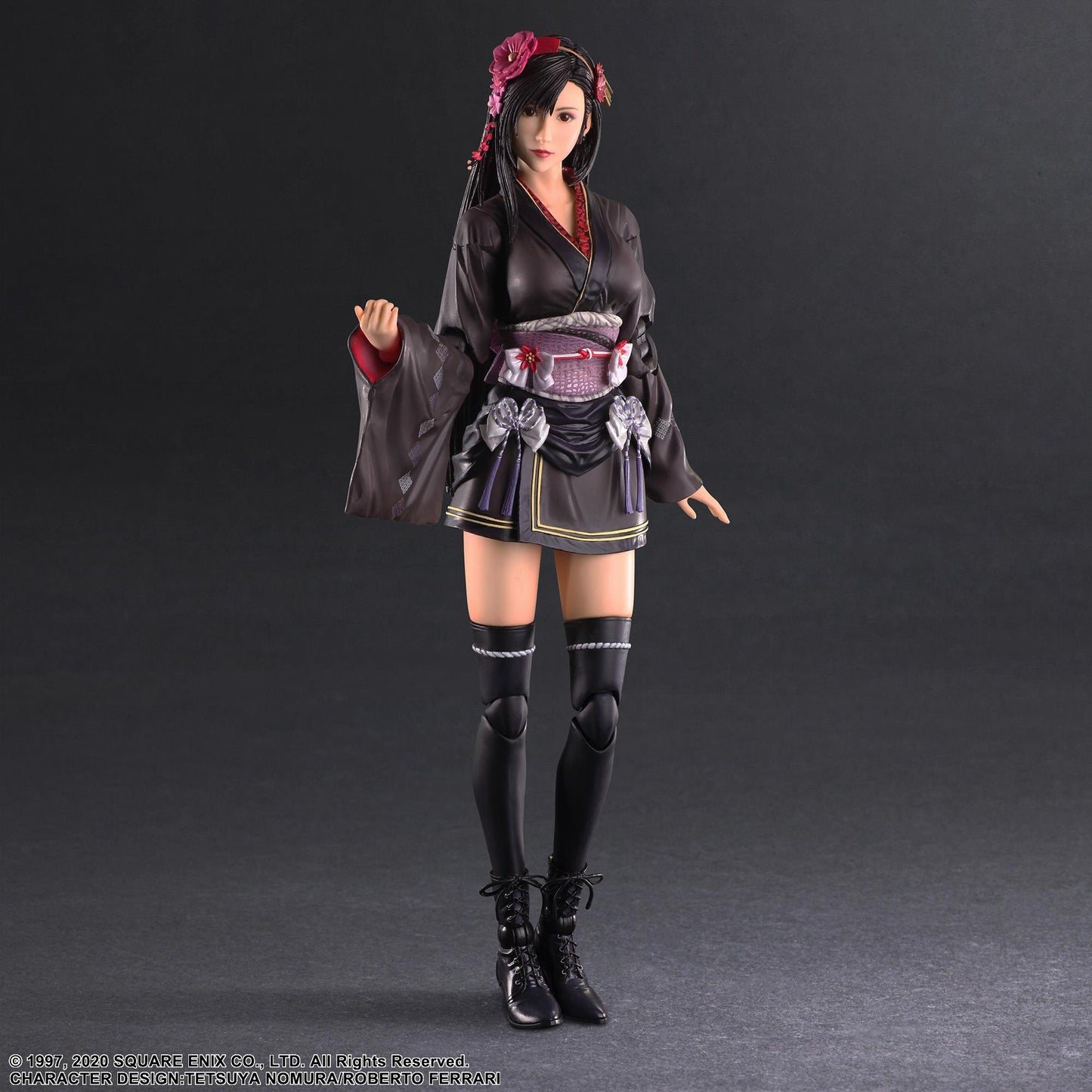 Final Fantasy VII: Tifa Lockhart -Exotic Dress Ver.- Play Arts Kai
