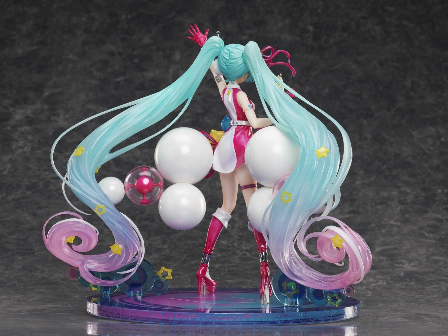 Vocaloid: Hatsune Miku Magical Mirai 10th Anniversary 1/7 Scale Figurine