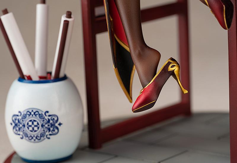 Date a Live: Kurumi Calligraphic Beauty 1/7 Scale Figurine