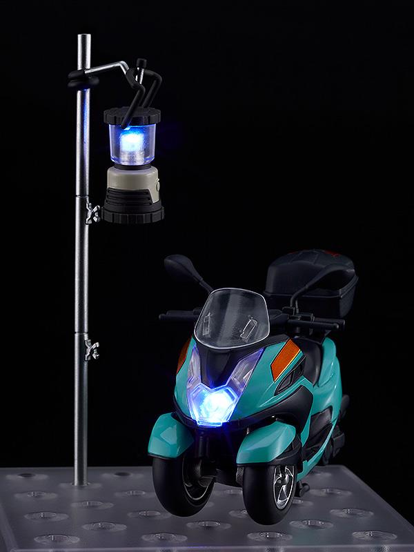 Laid-Back Camp: 1865 Rin Shima: Three Wheels Ver. Nendoroid