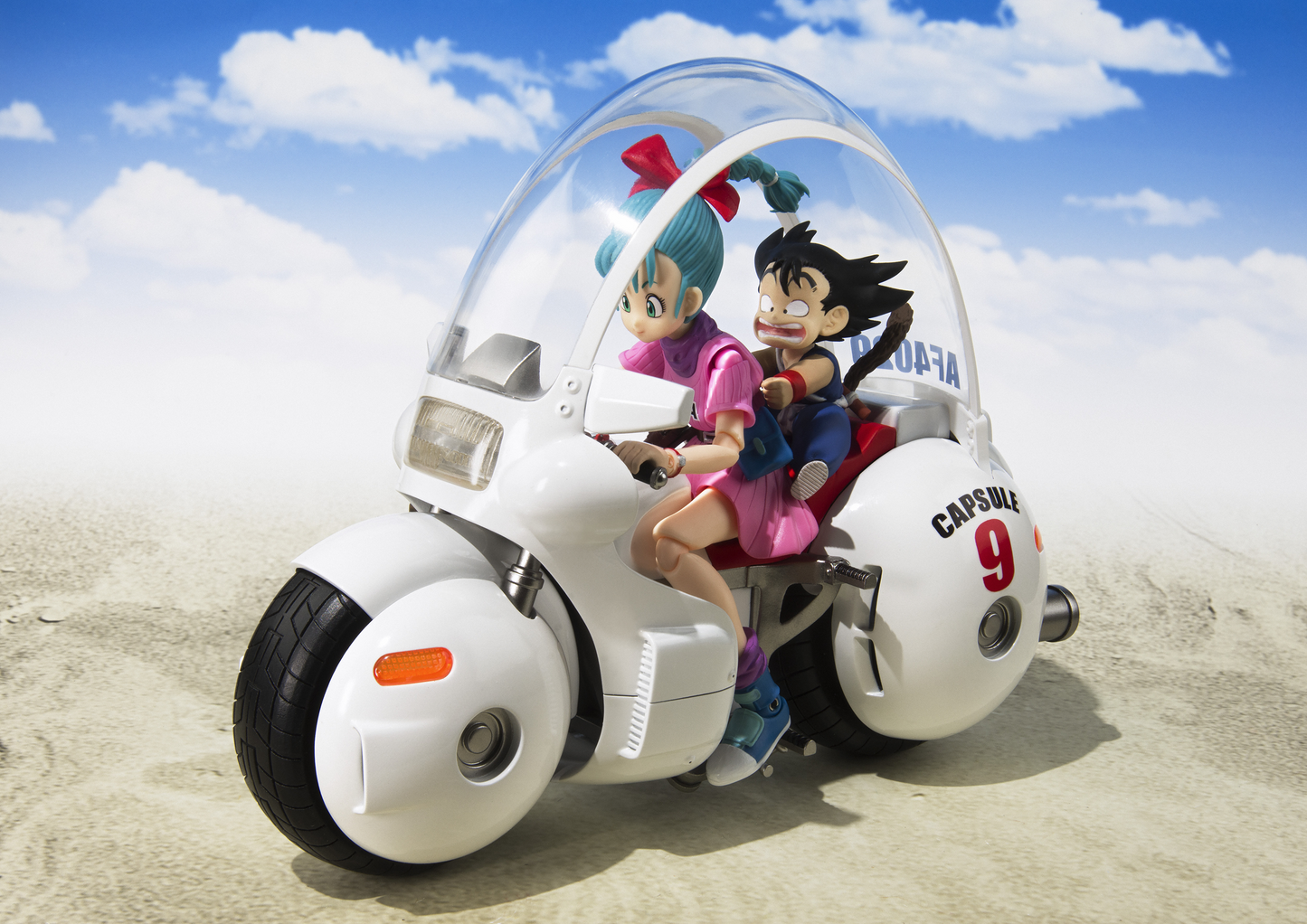 Dragon Ball: Bulma's Motorcycle -Hopoi Capsule No.9- S.H. Figuarts