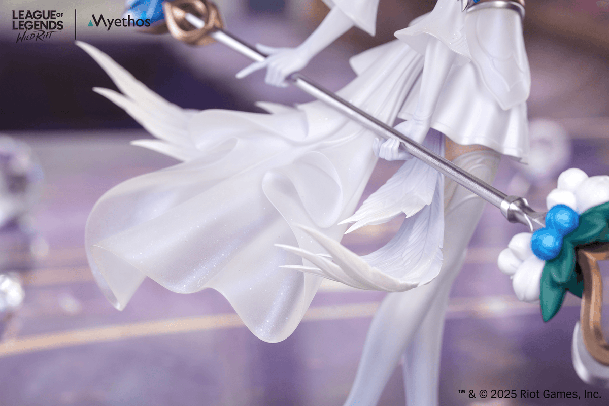 League of Legends: Crystal Rose Lux Gift+ 1/8 Scale Figurine