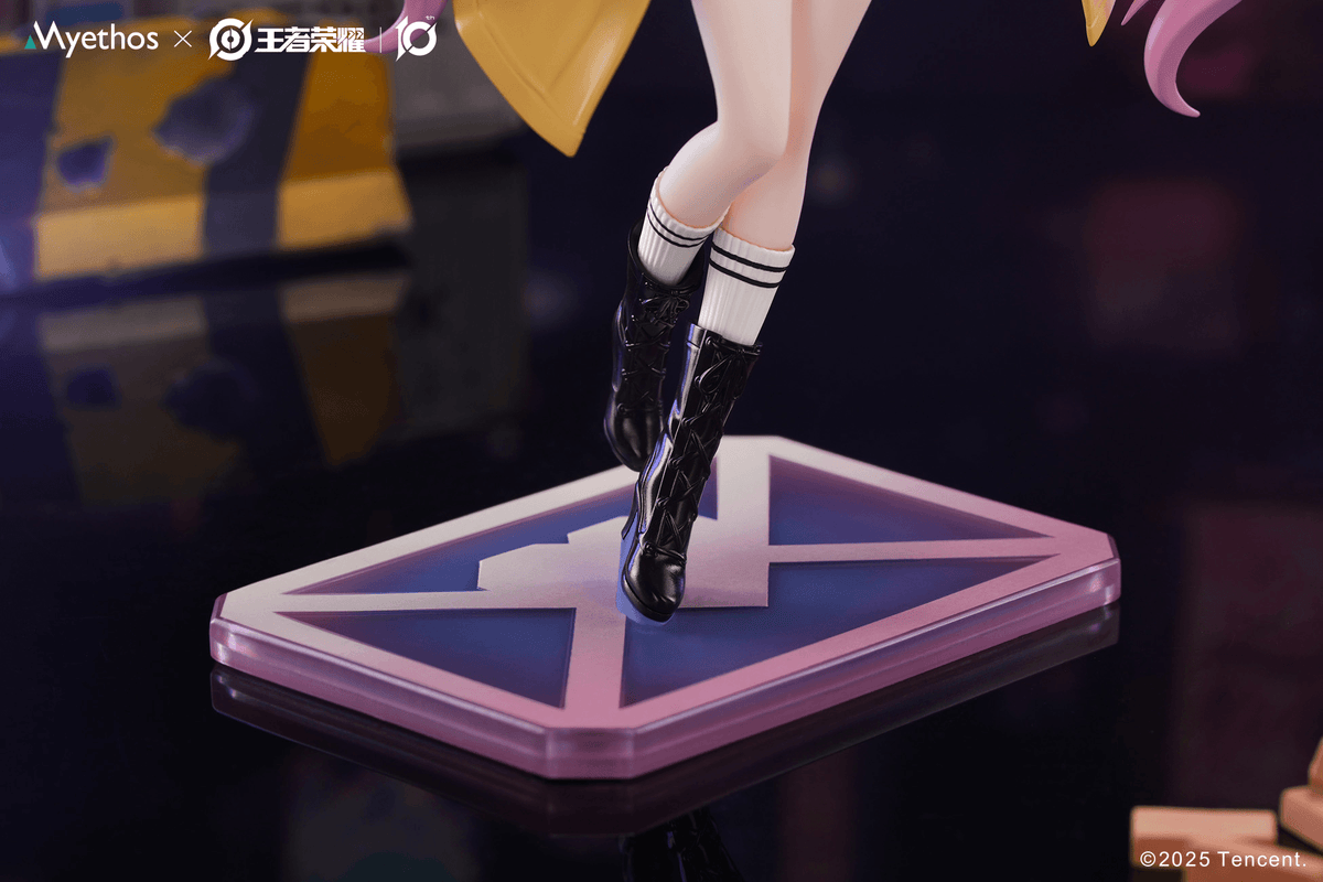 Honour of Kings: Lady Sun -Lovers Across Time Ver.- Gift+ 1/8 Scale Figure