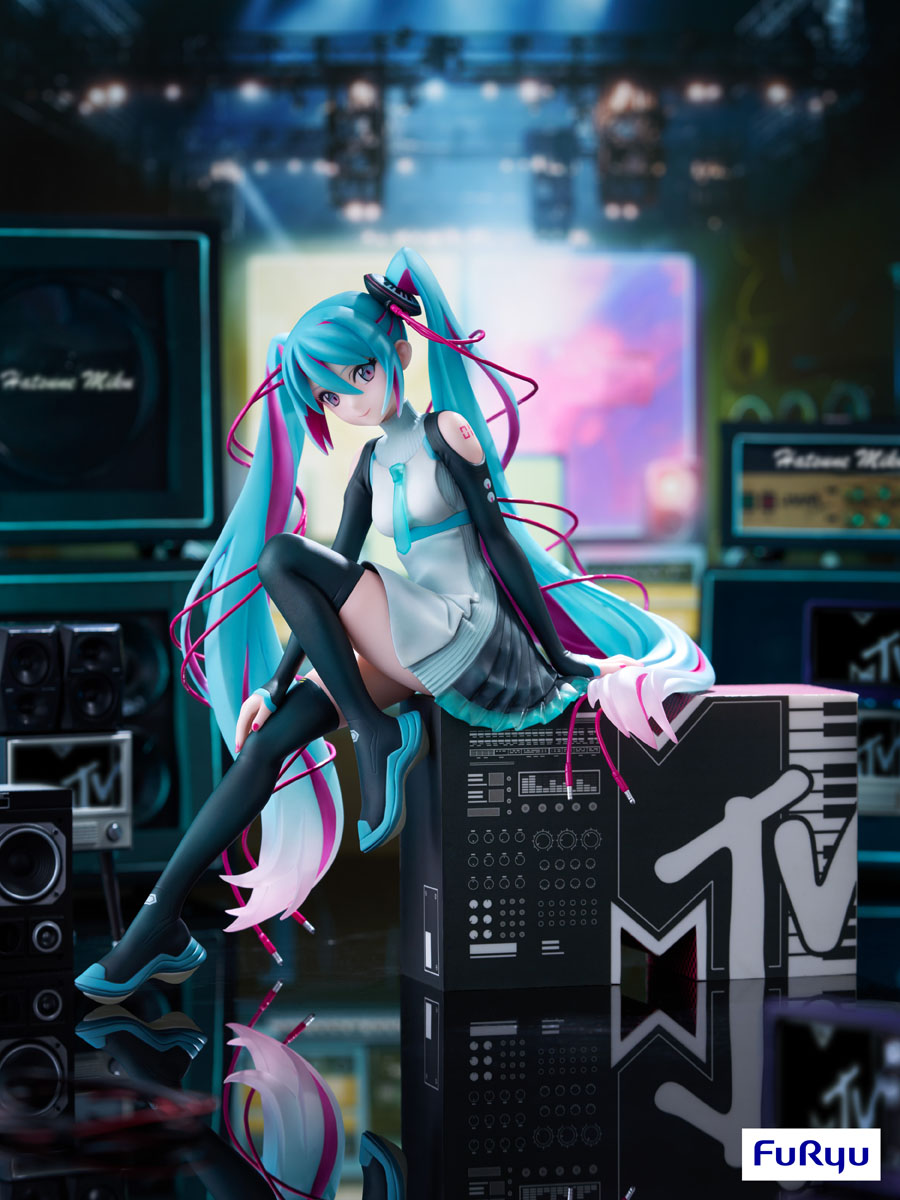 Vocaloid: Hatsune Miku X MTV 1/7 Scale Figurine