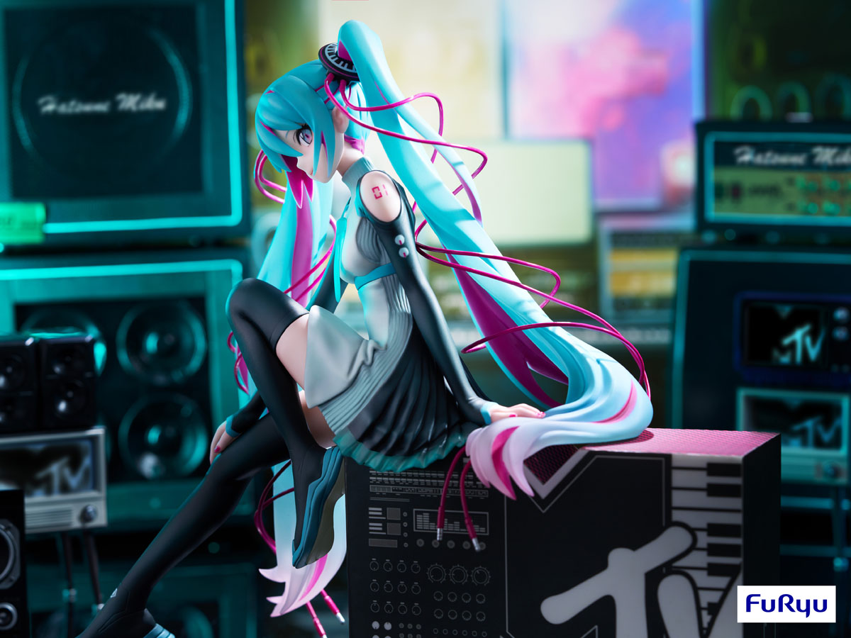 Vocaloid: Hatsune Miku X MTV 1/7 Scale Figurine