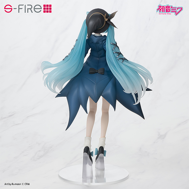 Vocaloid: Hatsune Miku Autumn Outing S-Fire Figurine