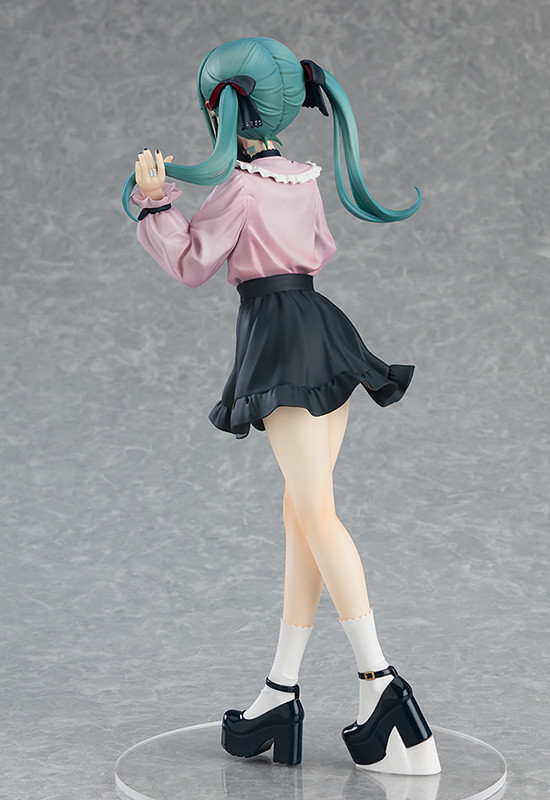 Vocaloid: Miku the Vampire ver. L Size POP UP PARADE Figurine