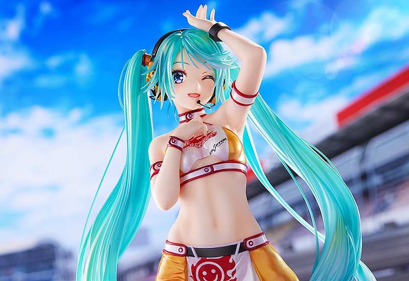 Vocaloid: Racing Miku 2010 Ver. 1/7 Scale Figurine