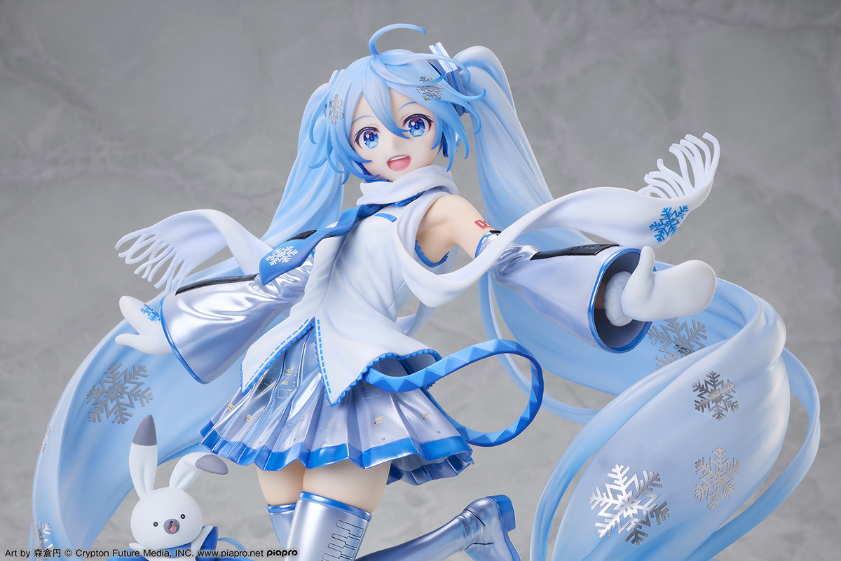 Vocaloid: Snow Miku Sky Town 10th Anniversary 1/7 Scale Figurine