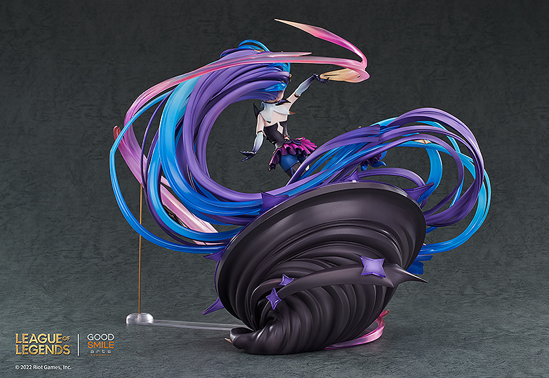 League of Legends: Star Guardian Zoe 1/7 Scale Figurine