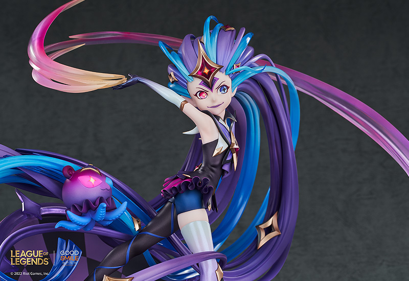 League of Legends: Star Guardian Zoe 1/7 Scale Figurine
