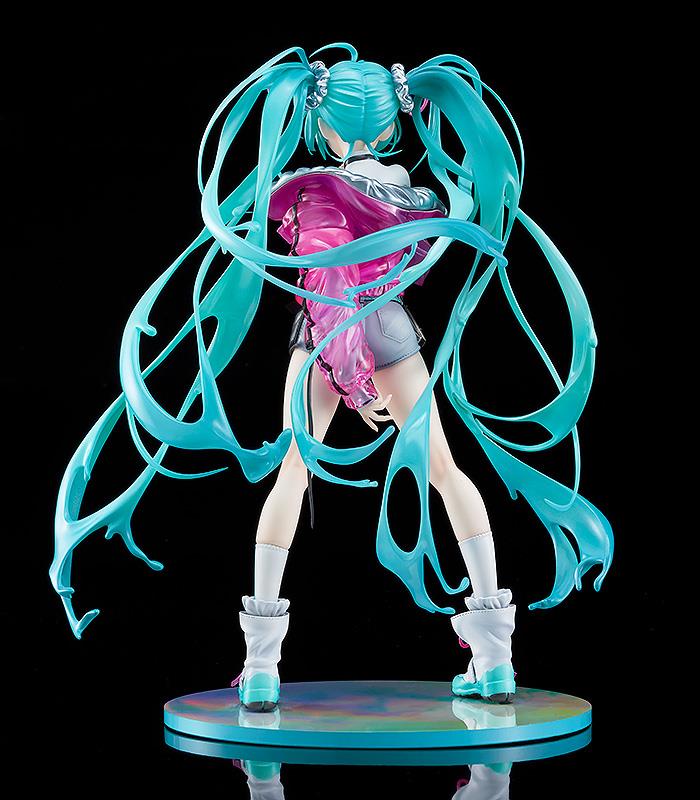 Vocaloid: Hatsune Miku with Solwa 1/7 Scale Figurine