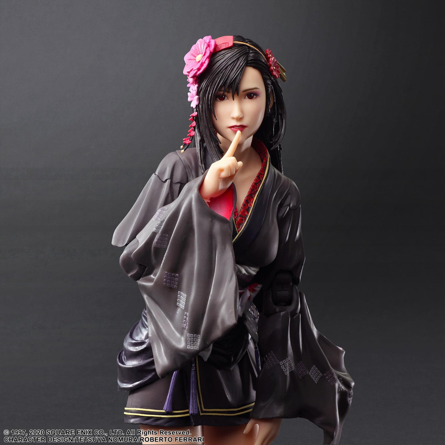 Final Fantasy VII: Tifa Lockhart -Exotic Dress Ver.- Play Arts Kai