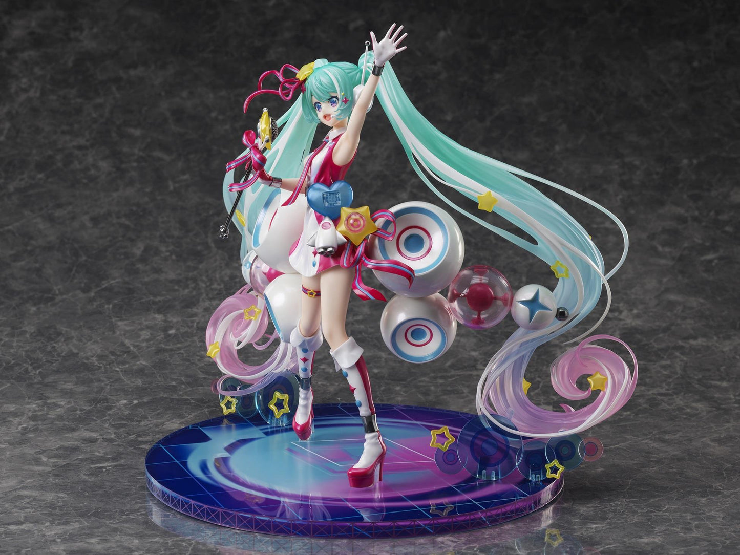 Vocaloid: Hatsune Miku Magical Mirai 10th Anniversary 1/7 Scale Figurine