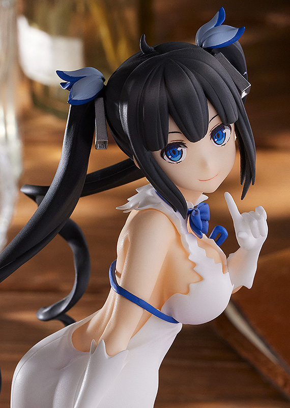 Is It Wrong to Try to Pick Up Girls in a Dungeon: Hestia POP UP PARADE Figurine