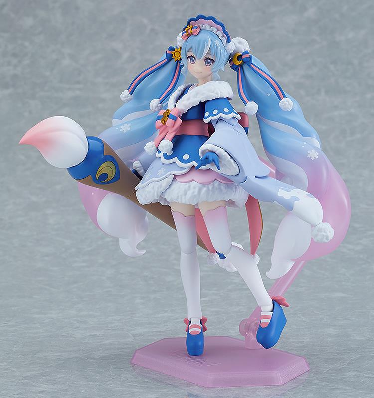 Vocaloid: EX-067 Snow Miku: Serene Winter Ver. Figma