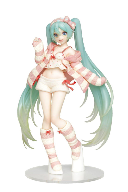 Vocaloid: Miku Room Wear Ver. Prize Figure