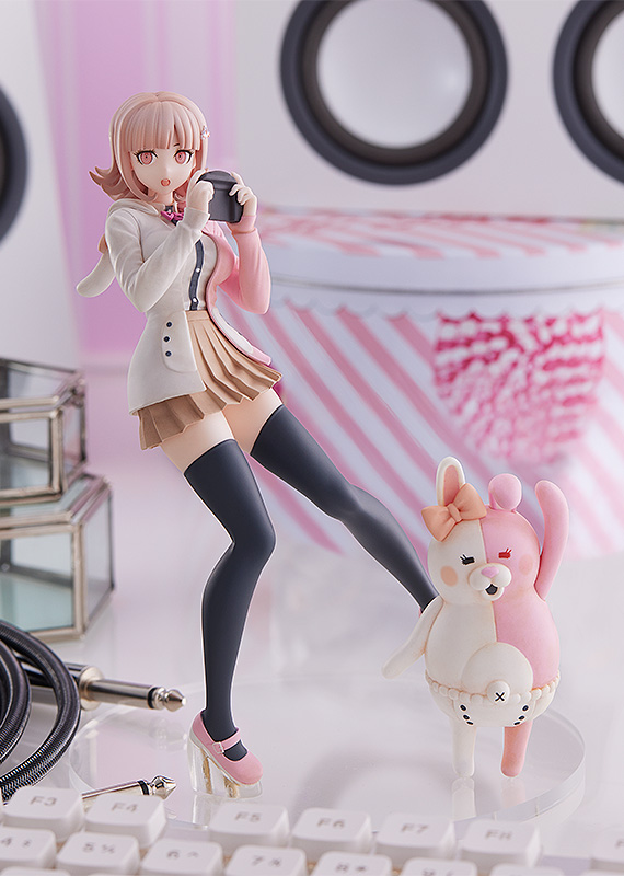 Danganronpa: Chiaki: Monomi Hoodie Ver. POP UP PARADE Figurine