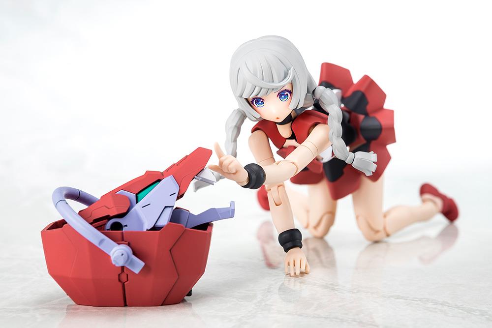 Megami Device: Chaos & Pretty Little Red Model Kit