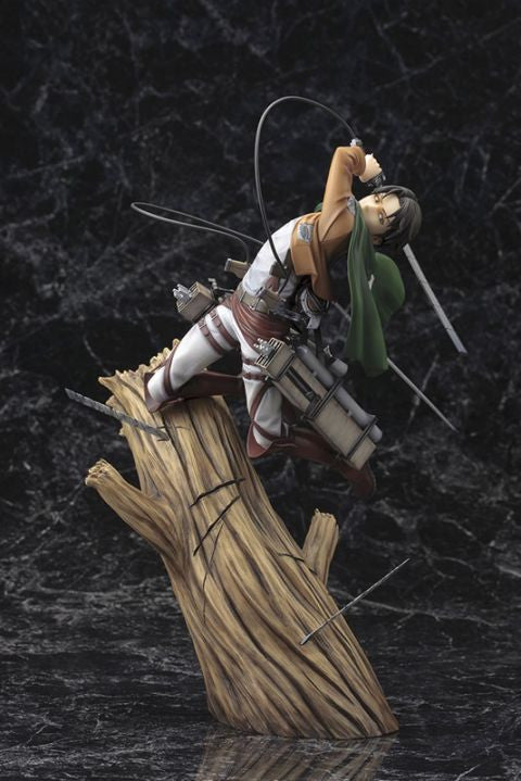 Attack on Titan: Levi ArtFXJ 1/8 Scale Figure