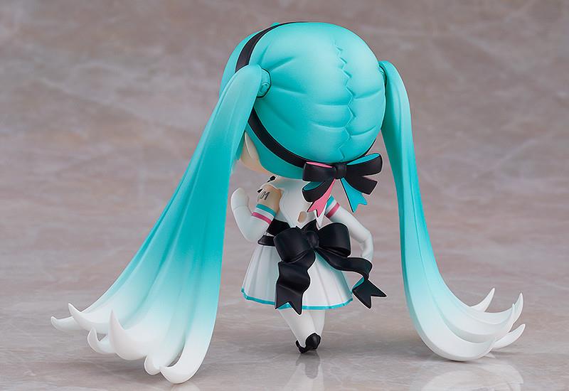 Vocaloid: 1039 Hatsune Miku 2018/2019 Symphony ver. Nendoroid