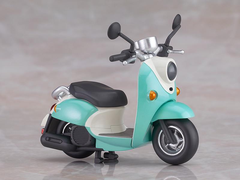 Laid-Back Camp: 1451 Rin Shima Touring Ver. Nendoroid