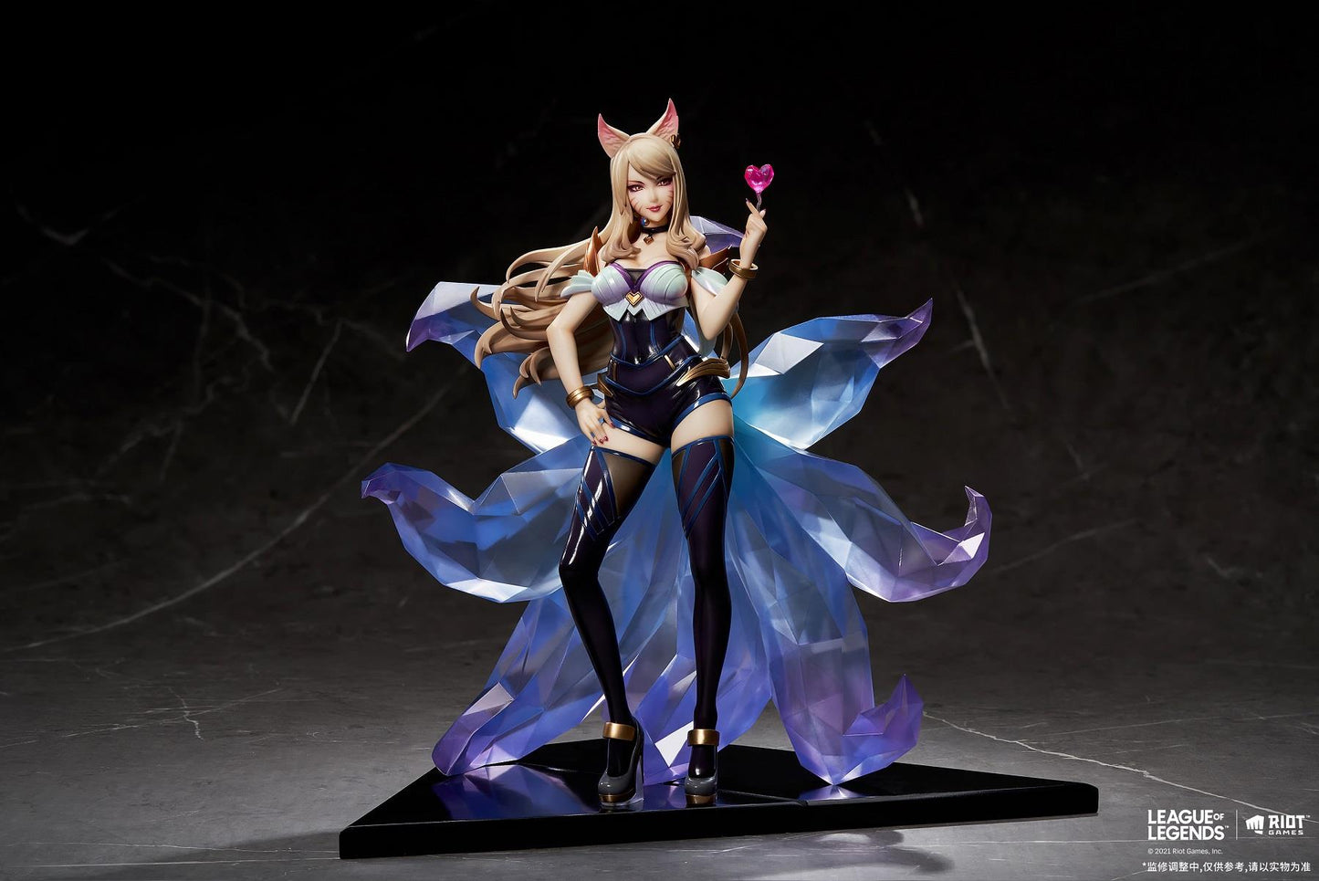 League of Legends: K/DA Ahri 1/7 Scale Figurine