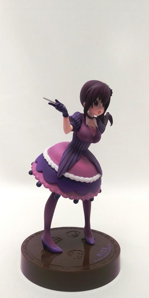 Is the Order a Rabbit: Rize Halloween Style Figurine