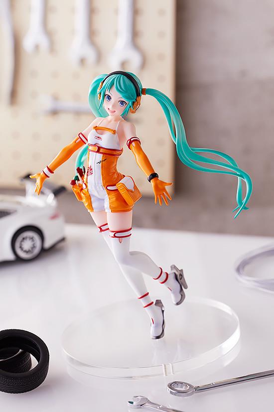 Vocaloid: Racing Miku 2010 ver. POP UP PARADE Figure