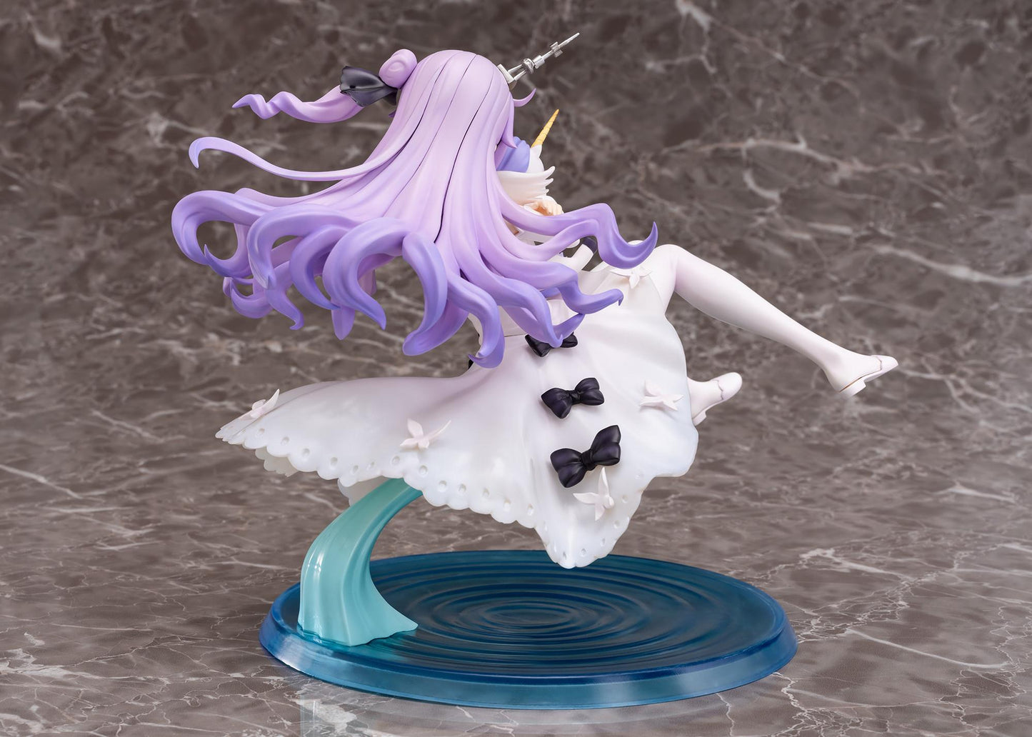 Azur Lane: Unicorn 1/7 PLUM Scale Figure