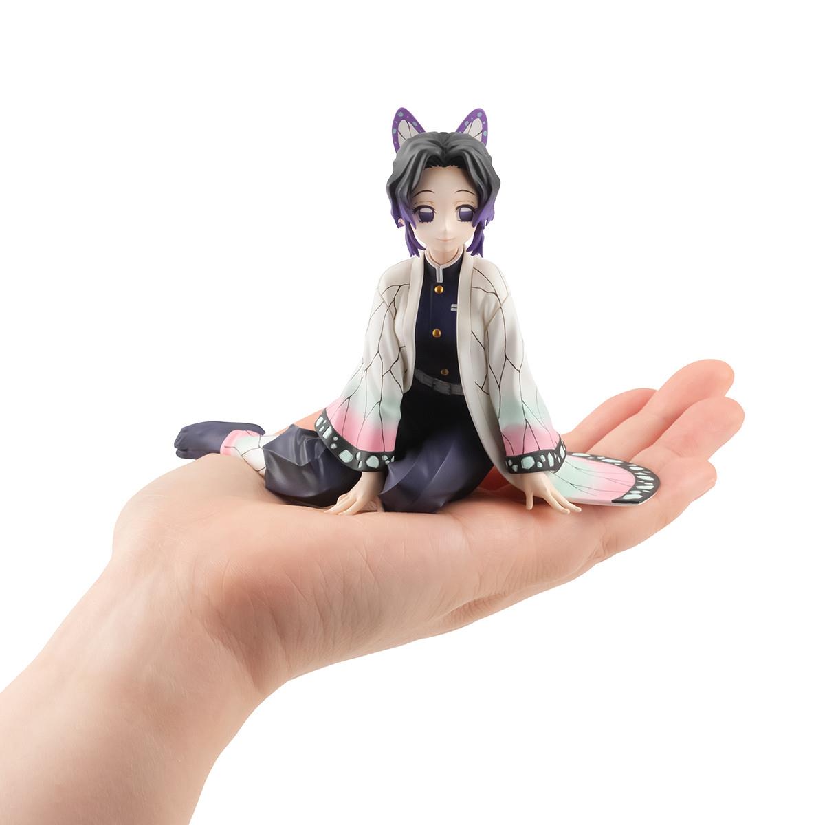 Demon Slayer: Kochou Shinobu Palm Size Figure With Gift
