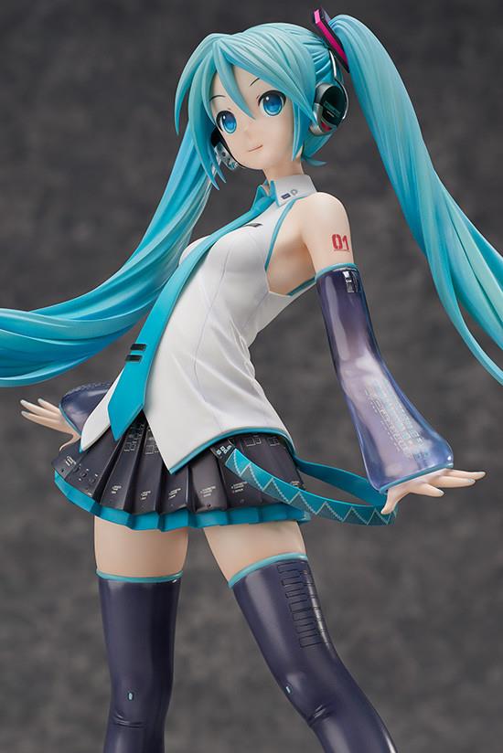 Vocaloid: Hatsune Miku V3 1/4 Scale Figurine