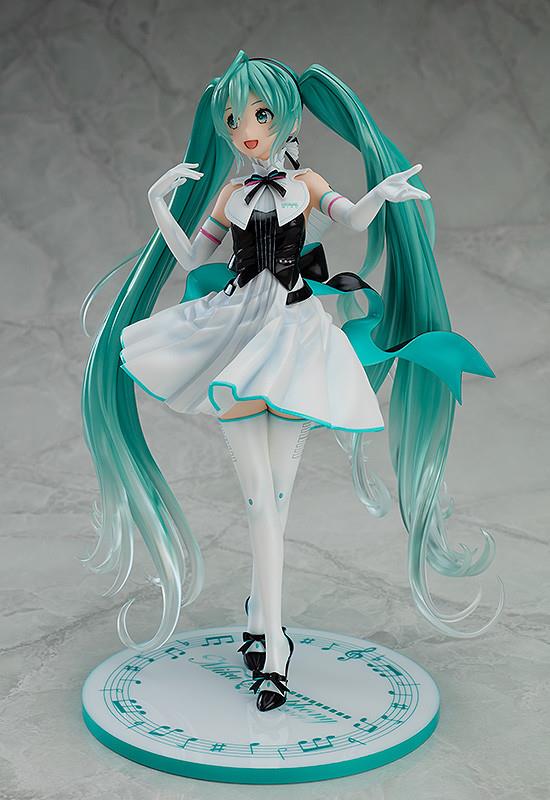 Vocaloid: Hatsune Miku 2019 Symphony Ver. 1/8 Scale Figurine