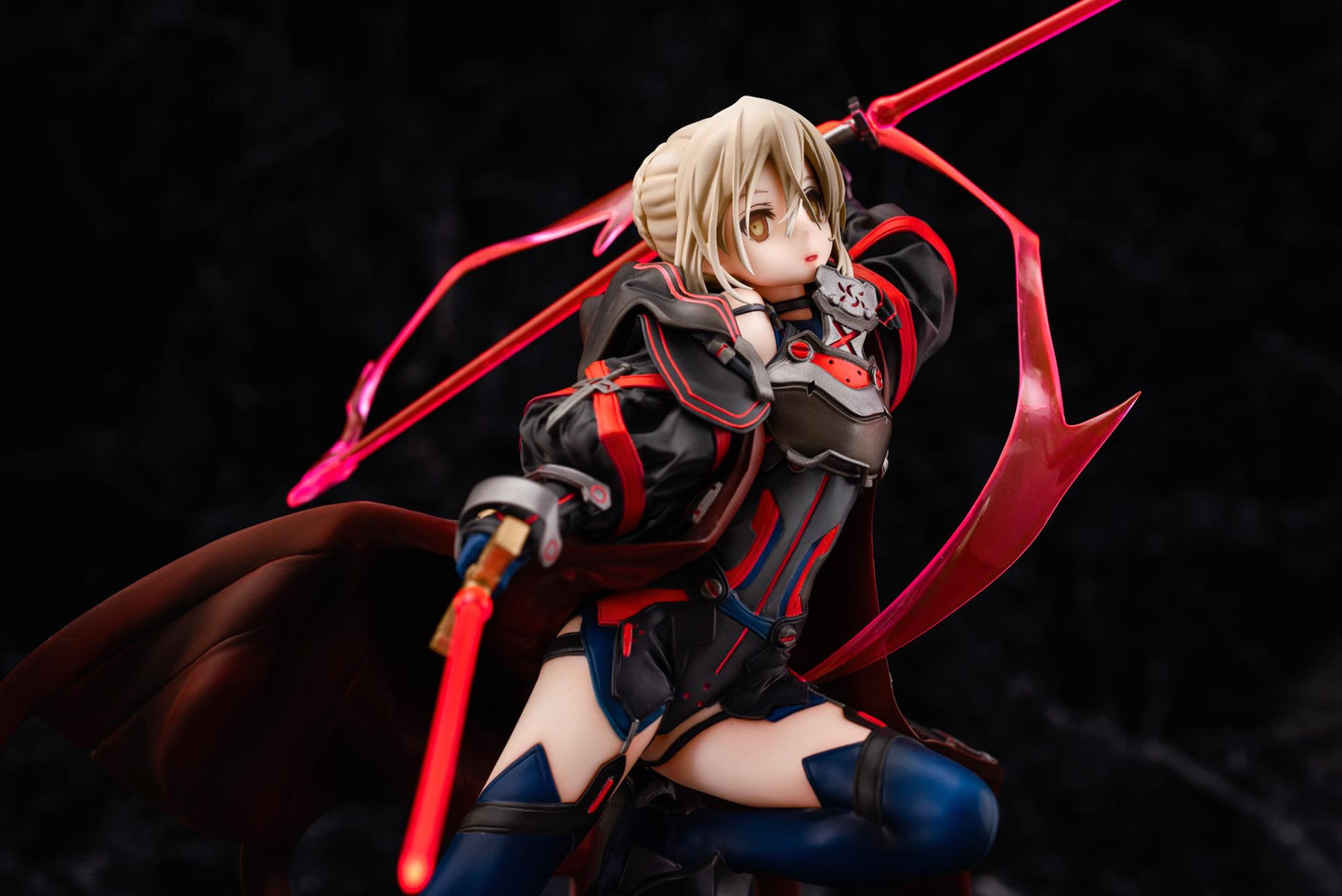 Fate/Grand Order: Mysterious Heroine X Alter 1/7 Scale Figurine