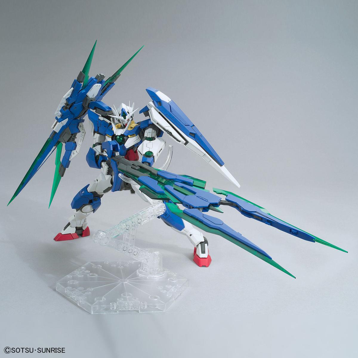 Gundam: 00 Qan[t] Full Saber MG Model