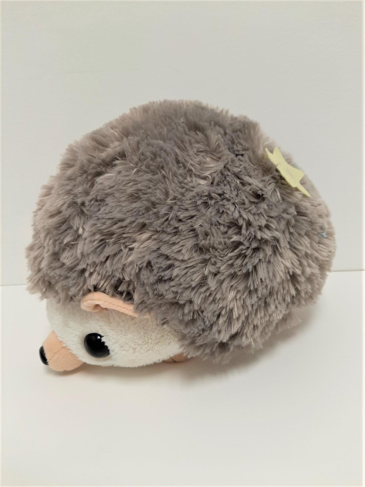 Amuse: Grey Hedgehog with Star 13"