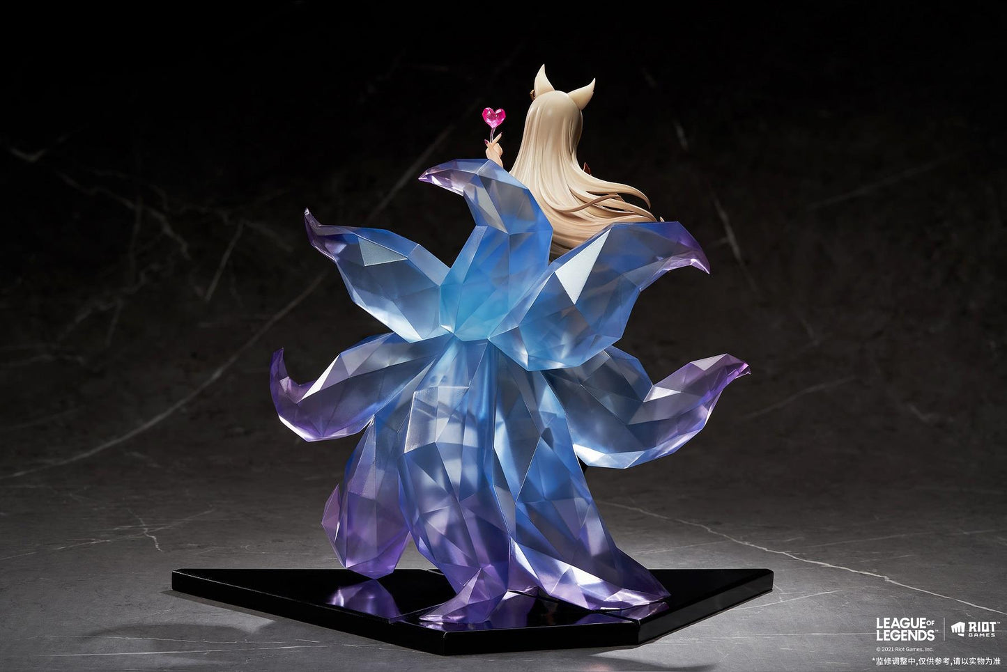 League of Legends: K/DA Ahri 1/7 Scale Figurine
