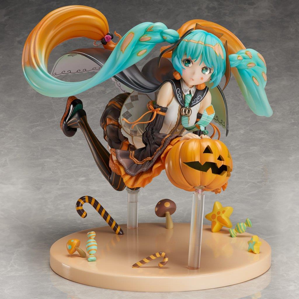 Vocaloid: Trick or Miku Figure