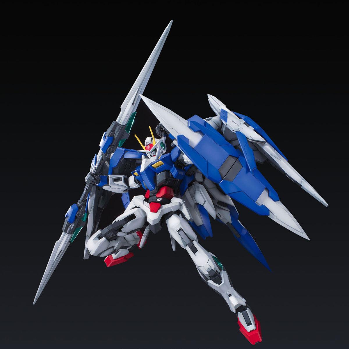 Gundam: Gundam 00 + 00 Raiser MG Model