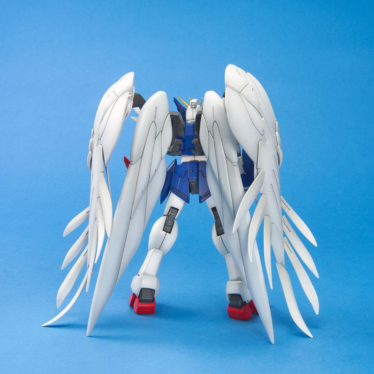 Gundam: Wing Gundam Zero MG Model
