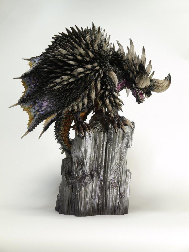 Monster Hunter: Builder Creators Model Nergigante Figure